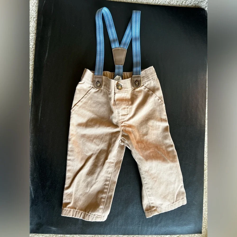Carter’s Infant Baby 9M 2 piece long sleeve & suspenders pants set - Picture 2 of 5